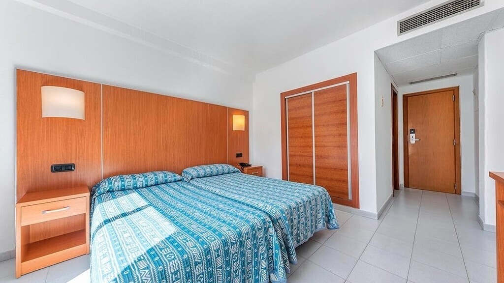 Port hotel fiesta park